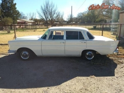 1965 Mercedes Benz 220S for sale