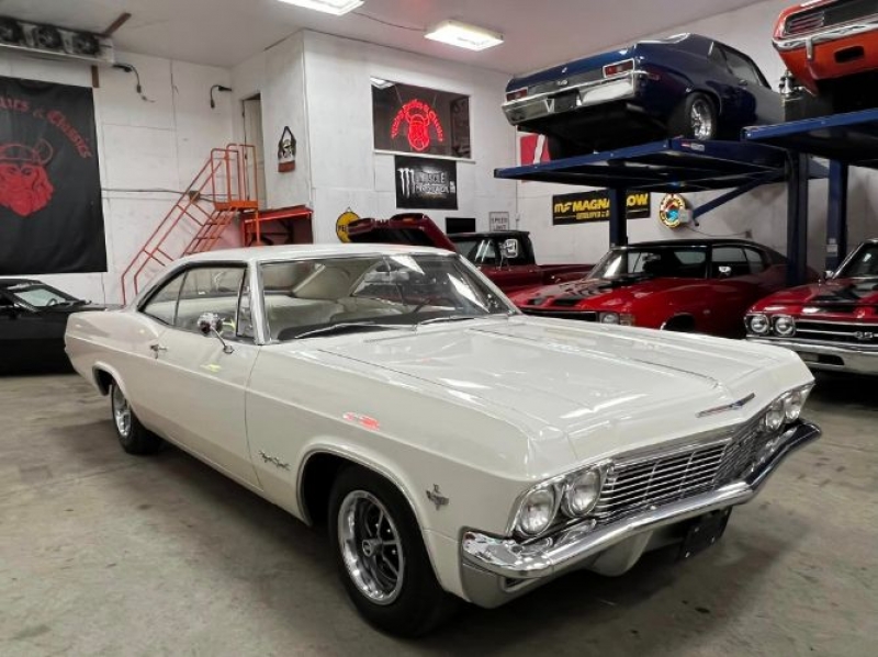 1965 Chevrolet Impala SS for sale in Michigan (ID-110333) 1965 Chevrolet Impala SS for sale in Michigan (ID-110333)