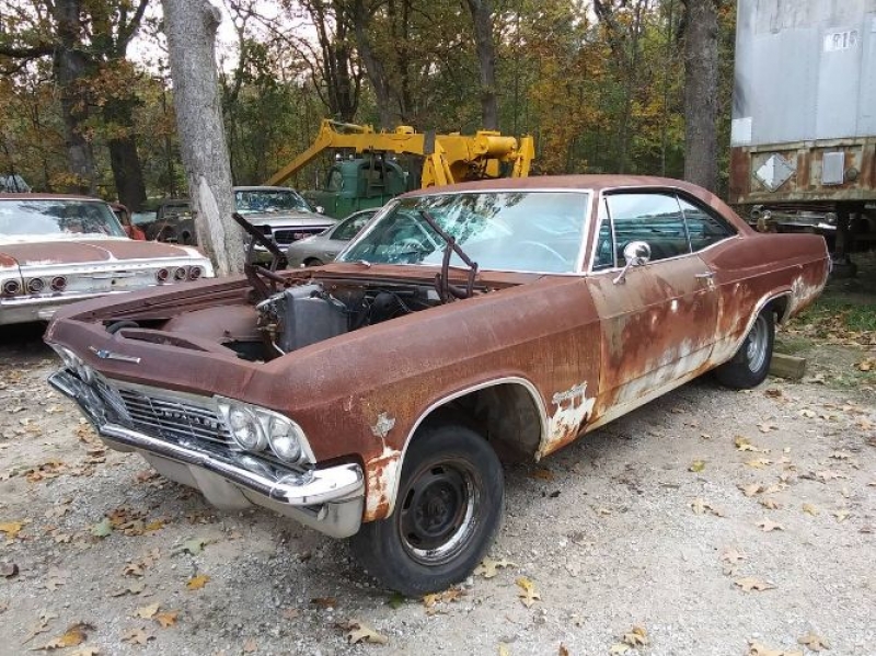 1965 Chevrolet Impala SS for sale in Michigan (ID-111635) 1965 Chevrolet Impala SS for sale in Michigan (ID-111635)