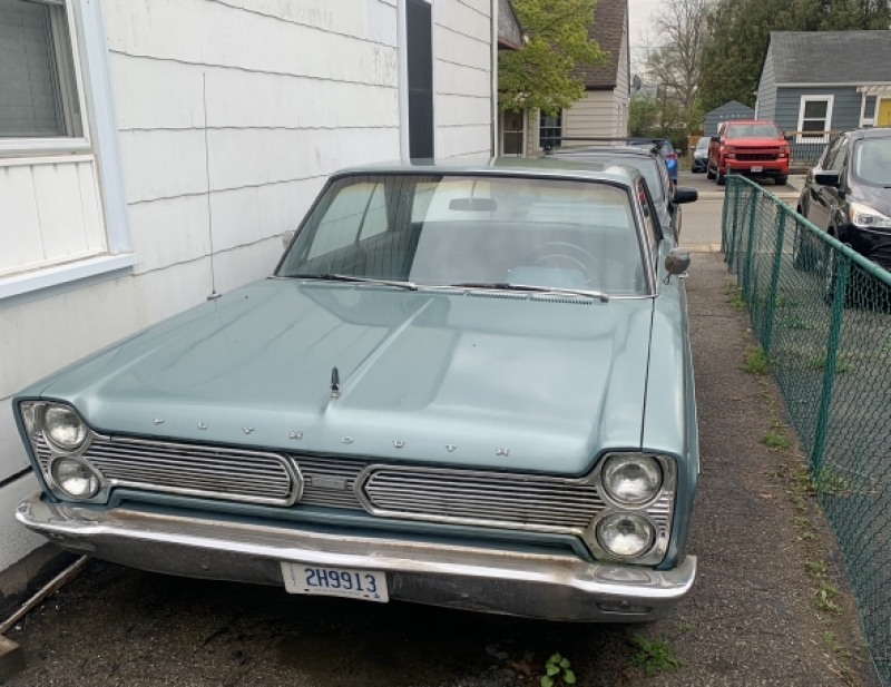 1966 Plymouth Fury for sale in Brantford, Ontario (ID-116043) 1966 Plymouth Fury for sale in Brantford, Ontario (ID-116043)