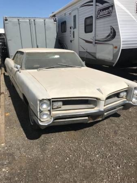 1966 Pontiac Grand Prix for sale in Michigan (ID-81664) 1966 Pontiac Grand Prix for sale in Michigan (ID-81664)