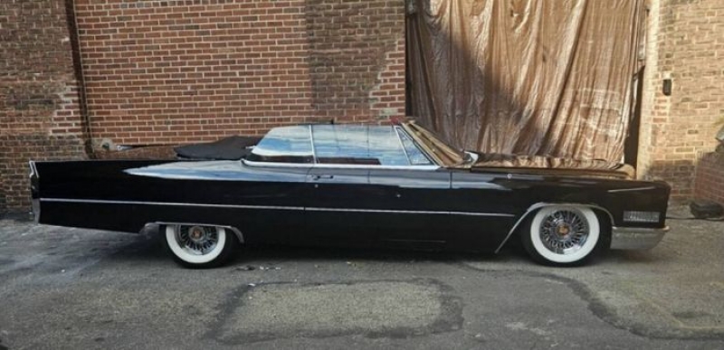 1966 Cadillac Coupe DeVille for sale in Michigan (ID-122648) 1966 Cadillac Coupe DeVille for sale in Michigan (ID-122648)
