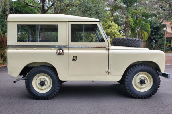 1967 Land Rover Series 2A for sale