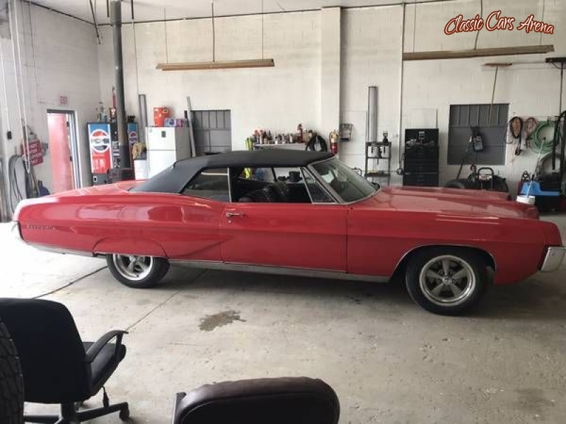 1967 Pontiac Bonneville for sale in Michigan (ID-68839)