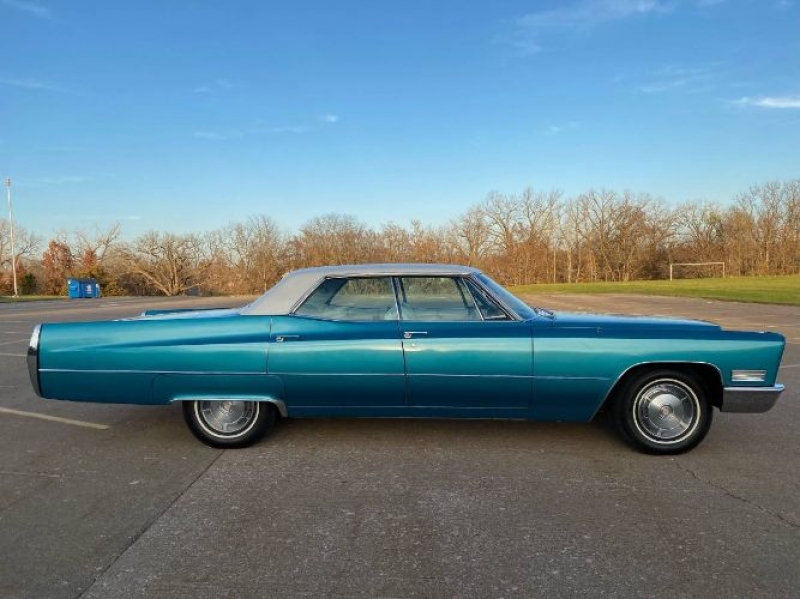 1967 Cadillac DeVille for sale in Michigan (ID-109399) 1967 Cadillac DeVille for sale in Michigan (ID-109399)