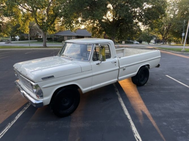 1967 Ford F250 for sale in Michigan (ID-121100) 1967 Ford F250 for sale in Michigan (ID-121100)