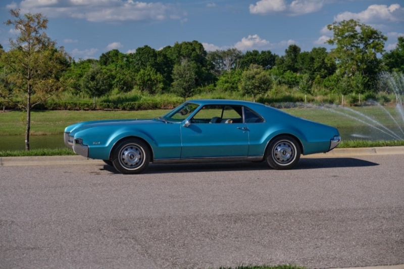 1967 Oldsmobile Toronado for sale (ID-124396) 1967 Oldsmobile Toronado for sale (ID-124396)