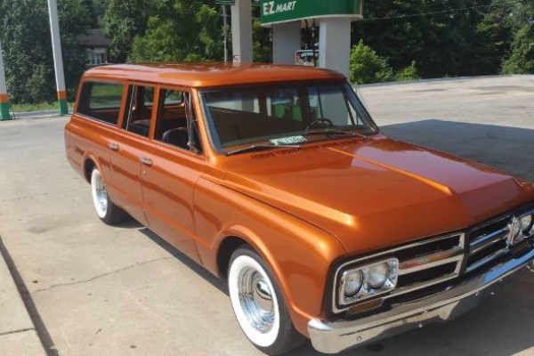 1968 GMC Suburban for sale