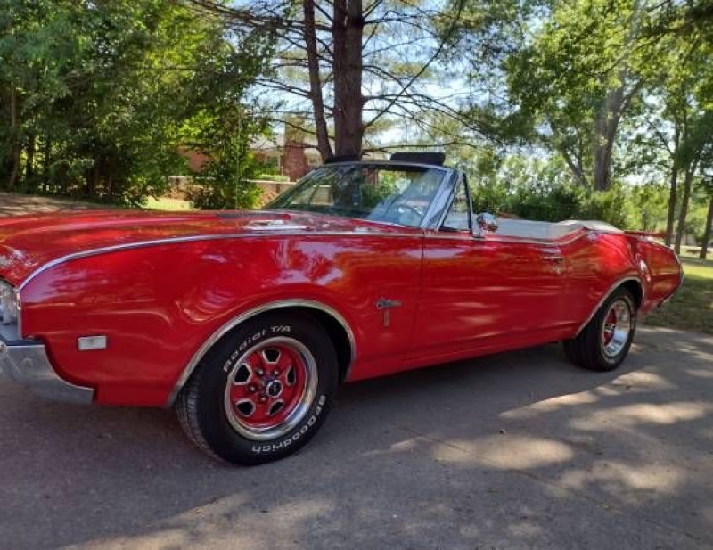 1968 Oldsmobile Cutlass for sale in Michigan (ID-102416) 1968 Oldsmobile Cutlass for sale in Michigan (ID-102416)