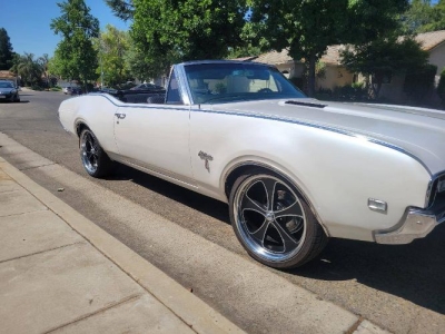 1968 Oldsmobile Cutlass for sale