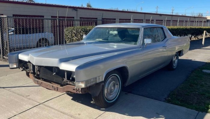 1969 Cadillac Coupe DeVille for sale in Michigan (ID-144191) 1969 Cadillac Coupe DeVille for sale in Michigan (ID-144191)