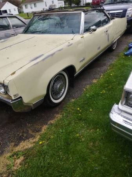 1969 Oldsmobile 98 for sale in Michigan (ID-108353) 1969 Oldsmobile 98 for sale in Michigan (ID-108353)