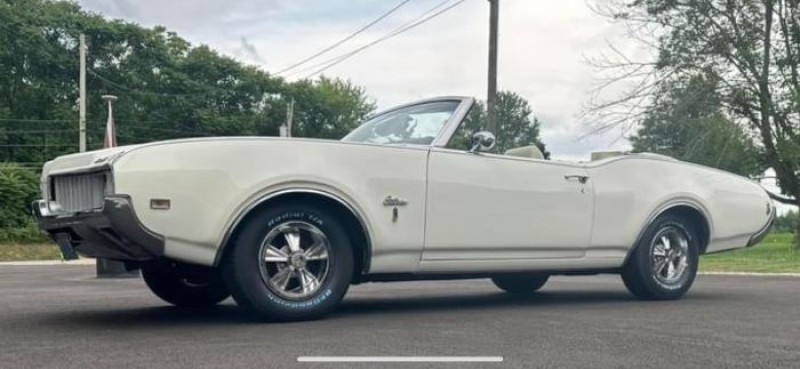 1969 Oldsmobile Cutlass for sale in Michigan (ID-136995)