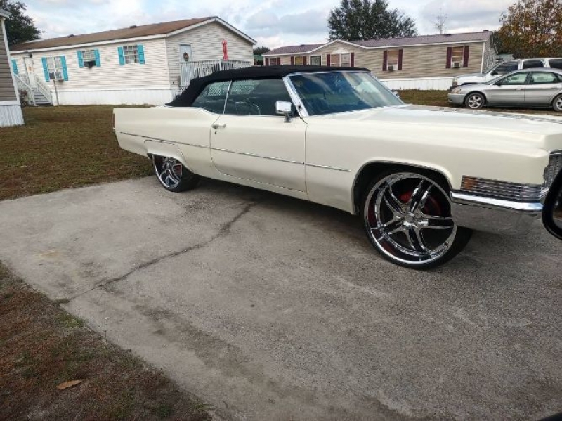 1970 Cadillac DeVille for sale in Michigan (ID-125751) 1970 Cadillac DeVille for sale in Michigan (ID-125751)