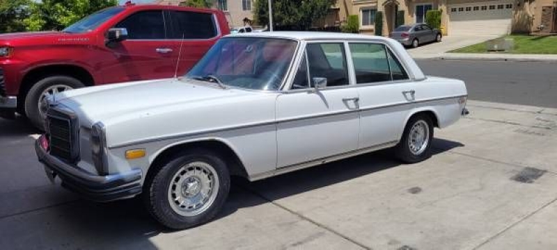 1971 Mercedes-Benz 250 for sale in Michigan (ID-98393) 1971 Mercedes-Benz 250 for sale in Michigan (ID-98393)