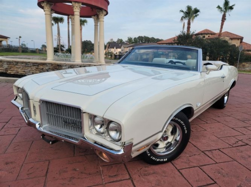 1971 Oldsmobile Cutlass for sale in Michigan (ID-116679) 1971 Oldsmobile Cutlass for sale in Michigan (ID-116679)