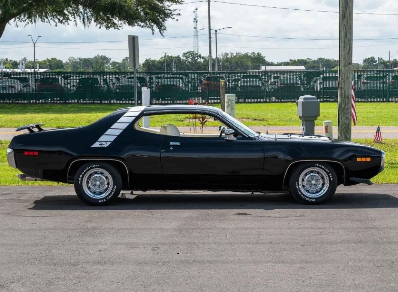 1971 Plymouth Road Runner for sale (ID-146107) 1971 Plymouth Road Runner for sale (ID-146107)