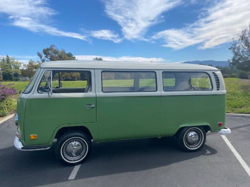 1971 Volkswagen Bus for sale in Michigan (ID-122799) 1971 Volkswagen Bus for sale in Michigan (ID-122799)