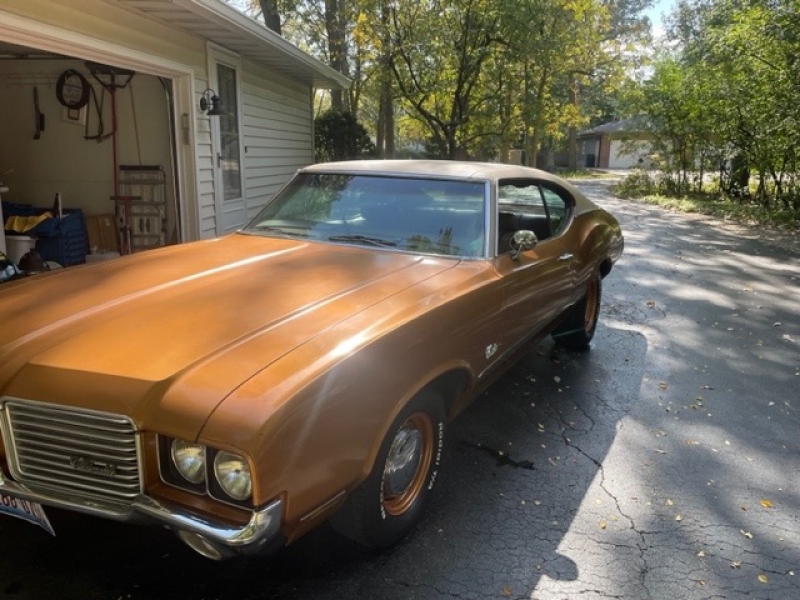 1972 Oldsmobile Cutlass for sale in Mundelein, Illinois (ID-112509) 1972 Oldsmobile Cutlass for sale in Mundelein, Illinois (ID-112509)