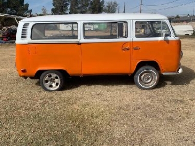 1972 Volkswagen Bus for sale