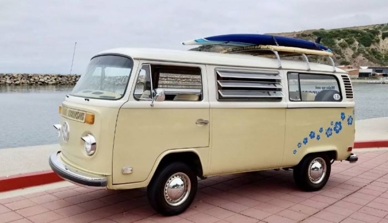 1972 Volkswagen Bus for sale in Michigan (ID-117621)