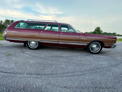 1973 Chrysler Town & Country for sale