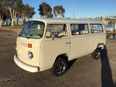 1973 Volkswagen Bus for sale