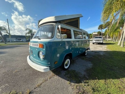 1973 Volkswagen Bus for sale