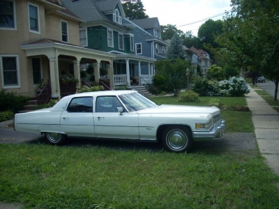 1975 Cadillac Fleetwood for sale