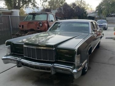 1975 Lincoln Continental for sale