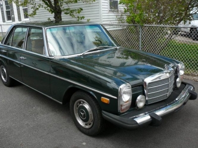 1975 Mercedes-Benz 240D for sale