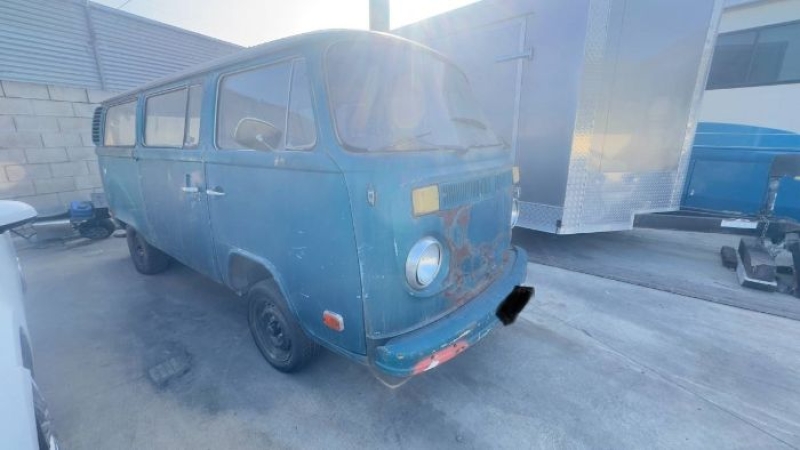 1975 Volkswagen Bus for sale in Michigan (ID-138414) 1975 Volkswagen Bus for sale in Michigan (ID-138414)