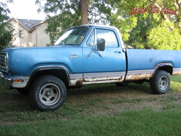 1976 Dodge 1/2-Ton Pickup for sale in Rochester (Minnesota), Minnesota (ID-1665) 1976 Dodge 1/2-Ton Pickup for sale in Rochester (Minnesota), Minnesota (ID-1665)