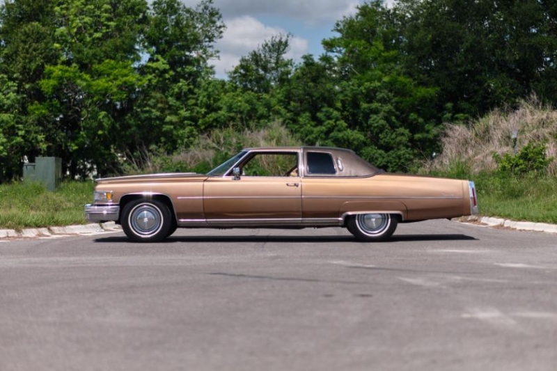 1976 Cadillac Coupe DeVille for sale (ID-118491)