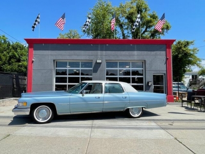 1976 Cadillac Fleetwood for sale