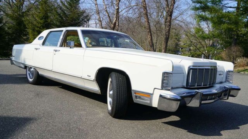 1976 Lincoln Continental for sale in Riverhead, New York (ID-97096)