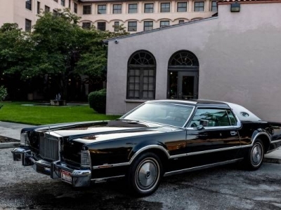 1976 Lincoln Continental for sale