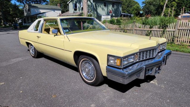 1977 Cadillac Coupe DeVille for sale in Riverhead, New York (ID-91933)