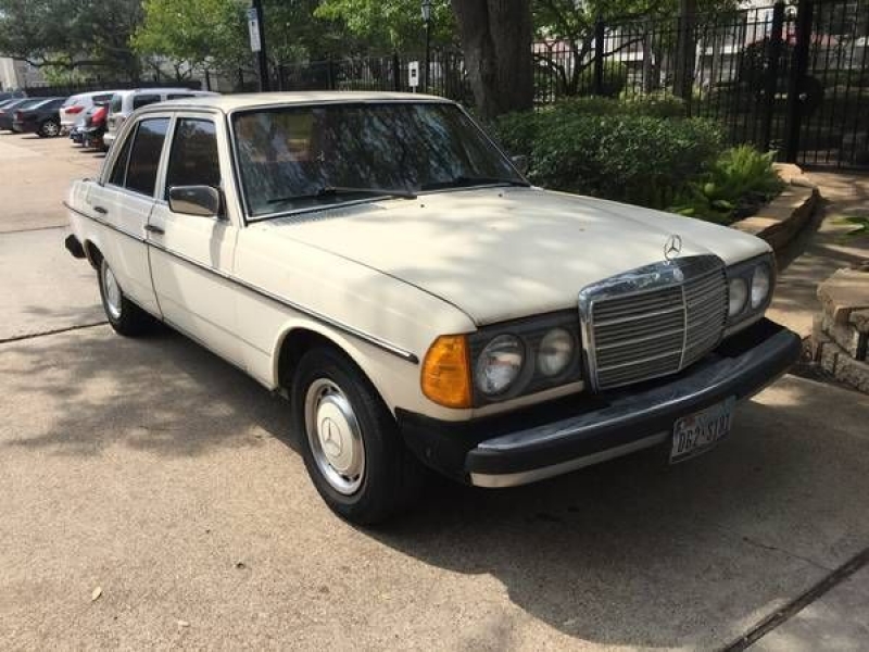 1977 Mercedes Benz 300D for sale in Michigan (ID-82844) 1977 Mercedes Benz 300D for sale in Michigan (ID-82844)