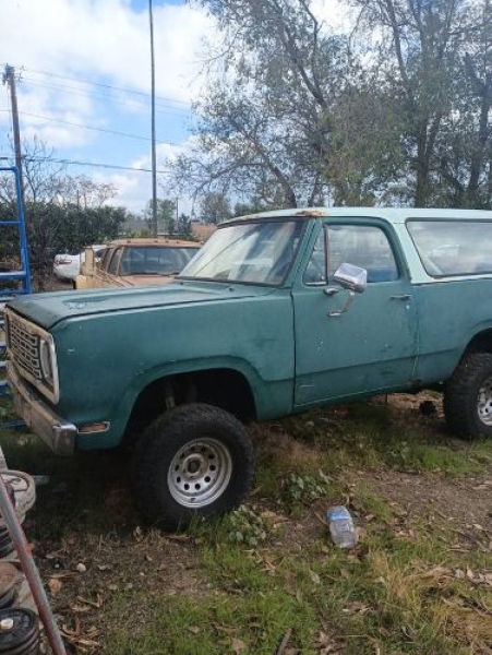 1977 Dodge Ramcharger for sale in Michigan (ID-124004) 1977 Dodge Ramcharger for sale in Michigan (ID-124004)
