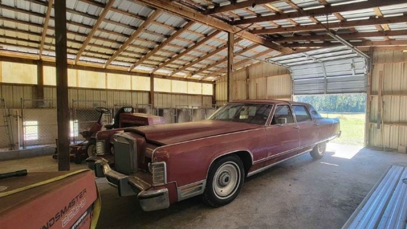 1977 Lincoln Continental for sale in Michigan (ID-123170) 1977 Lincoln Continental for sale in Michigan (ID-123170)