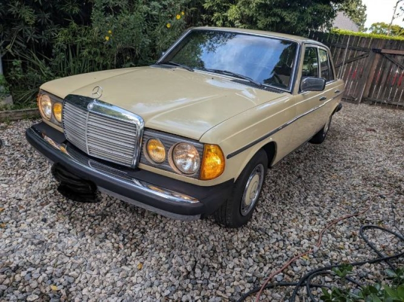 1977 Mercedes-Benz 300D for sale in Michigan (ID-162965)