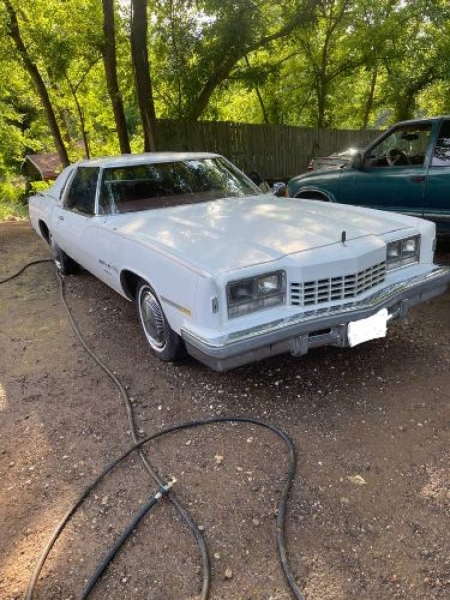 1977 Oldsmobile Toronado for sale in Michigan (ID-119132) 1977 Oldsmobile Toronado for sale in Michigan (ID-119132)