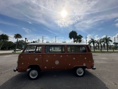 1977 Volkswagen Bus for sale