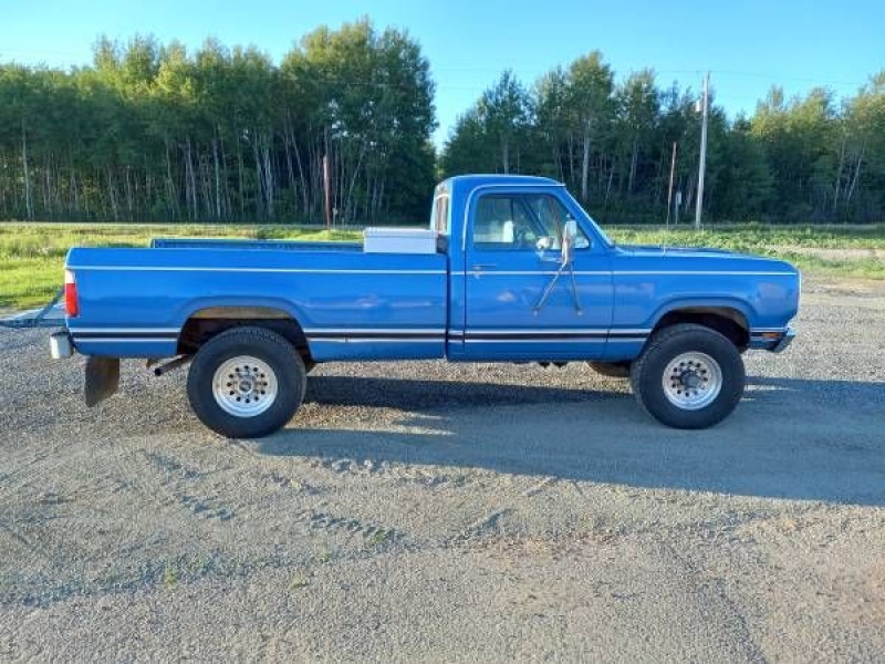 1978 Dodge D200 for sale in Michigan (ID-102879) 1978 Dodge D200 for sale in Michigan (ID-102879)