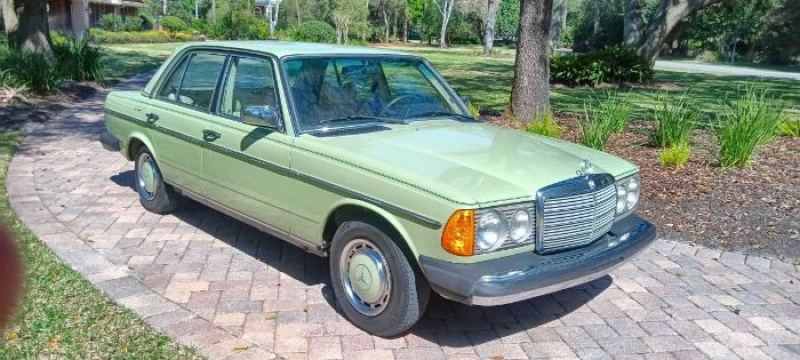 1979 Mercedes-Benz 240D for sale in Michigan (ID-113847)