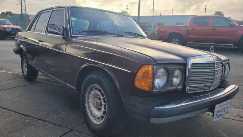 1980 Mercedes-Benz 300D for sale in Michigan (ID-111399) 1980 Mercedes-Benz 300D for sale in Michigan (ID-111399)