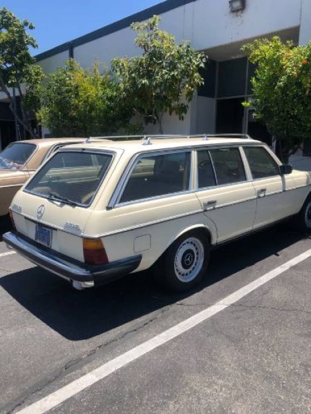 1980 Mercedes-Benz 300D for sale in Michigan (ID-131151) 1980 Mercedes-Benz 300D for sale in Michigan (ID-131151)