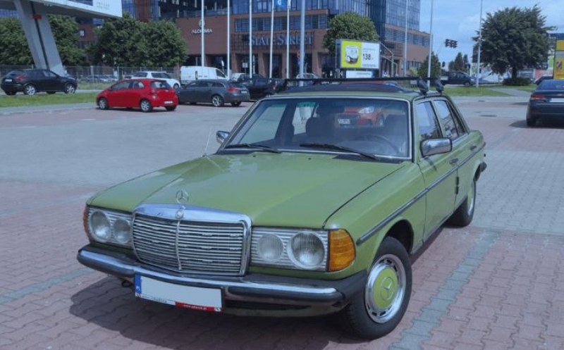 1980 Mercedes-Benz W123 for sale in Michigan (ID-118111)