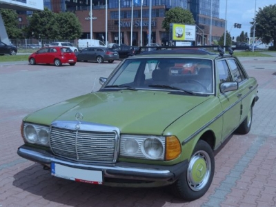 1980 Mercedes-Benz W123 for sale